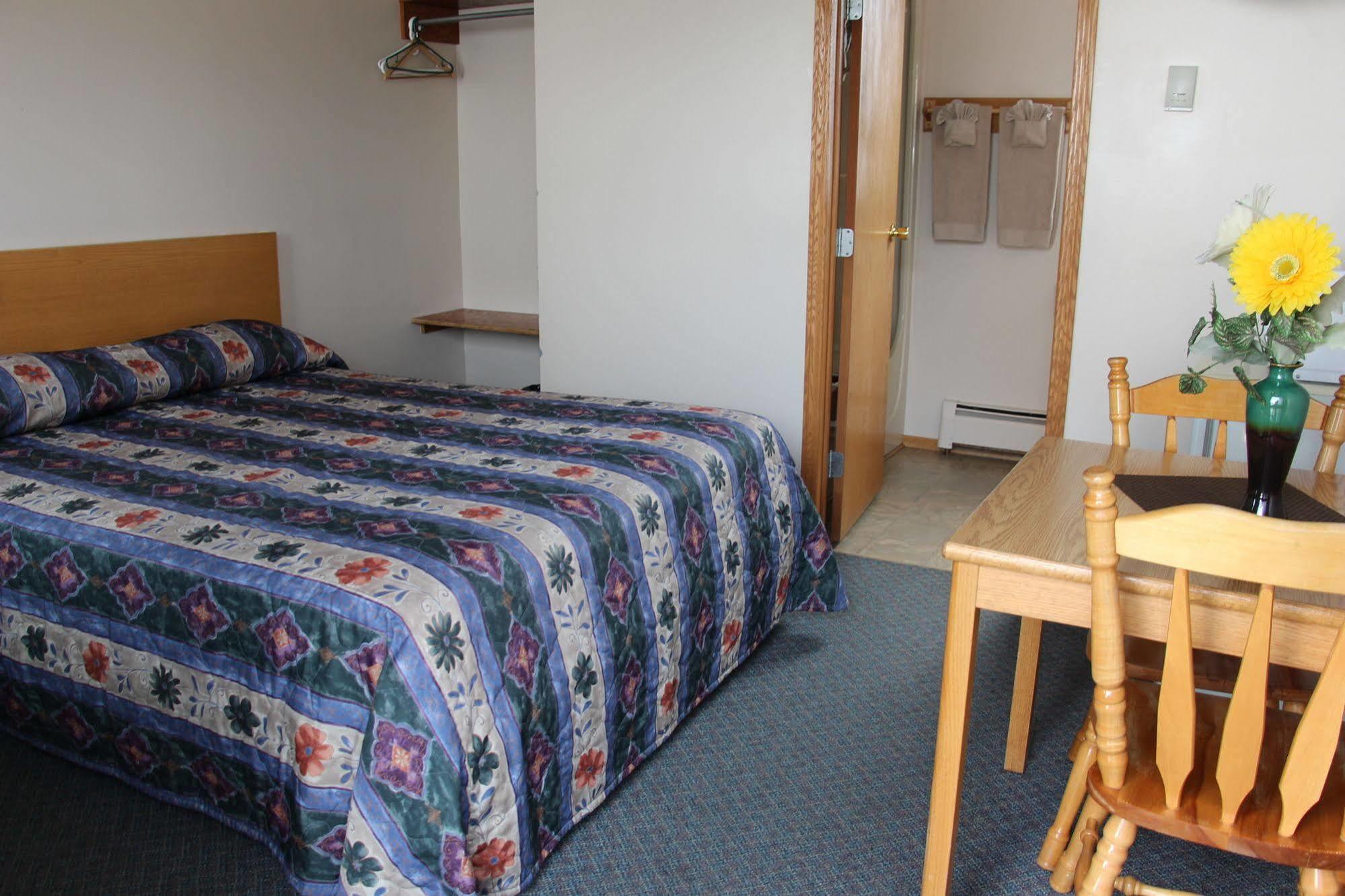 Lakehead Motel Thunder Bay Exterior foto